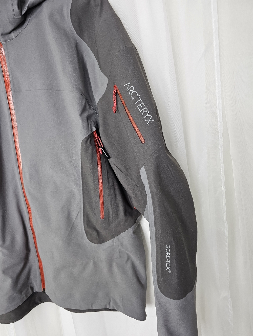 Vintage Arcteryx Stingray GoreTex Recco Jacket Gray Gunmetal Saltilo Men's Large - Picture 4 of 14